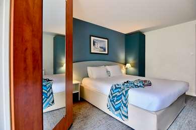 Hotel Kyriad image 2